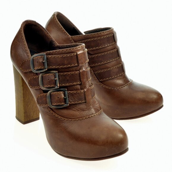 Chloe Brown Leather Buckled Concealed Platform Ancle Booties Size 36.5 - Picture 1 of 7